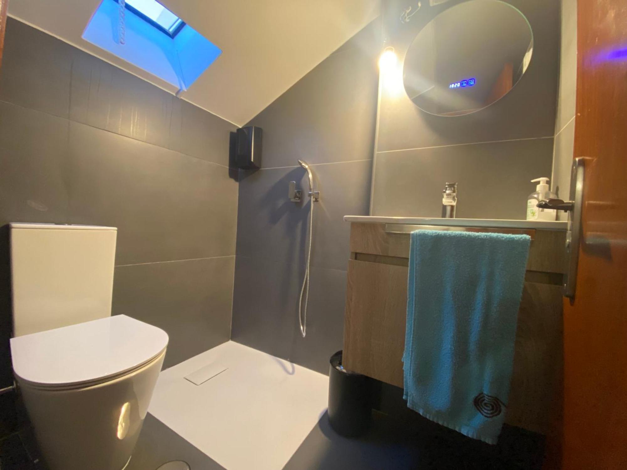 Steps To Beach 4Beds -Ac Self Check-In 2024 Reno 나자레 외부 사진